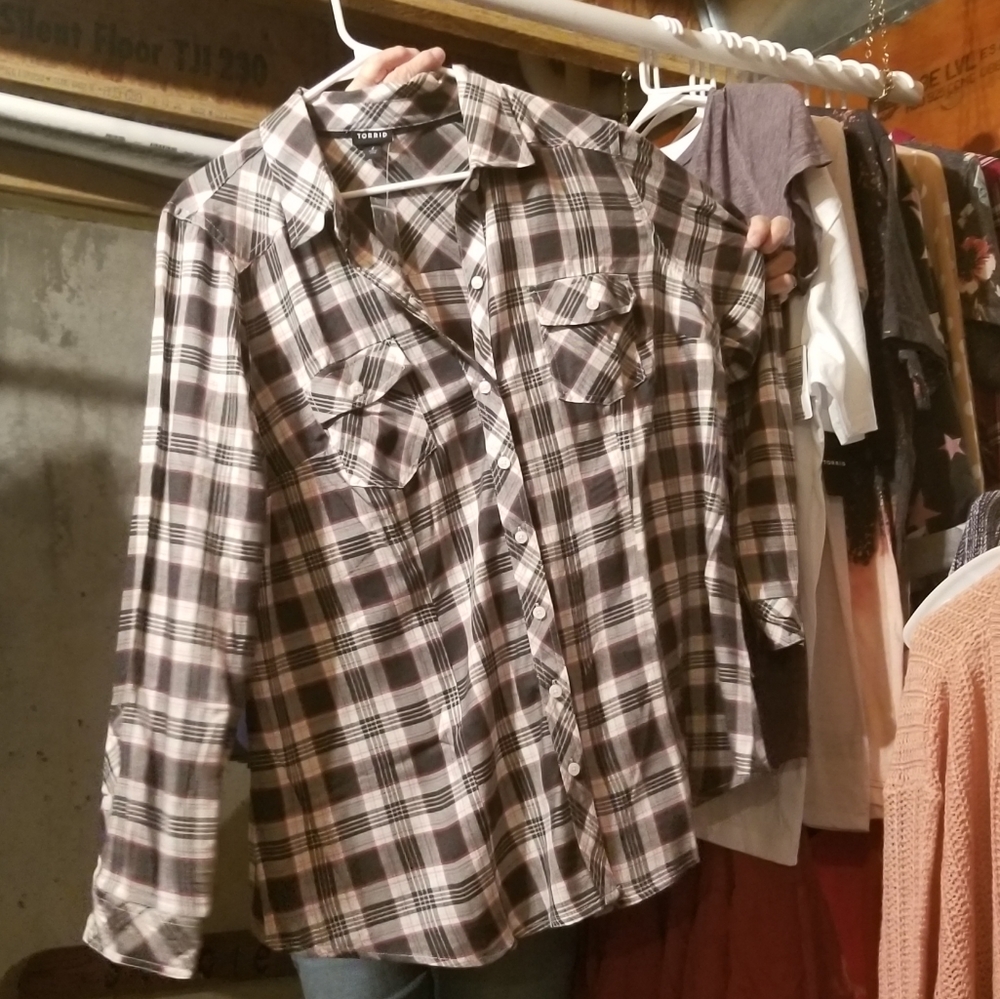 Plaid long sleeve. Size 2. Torrid.